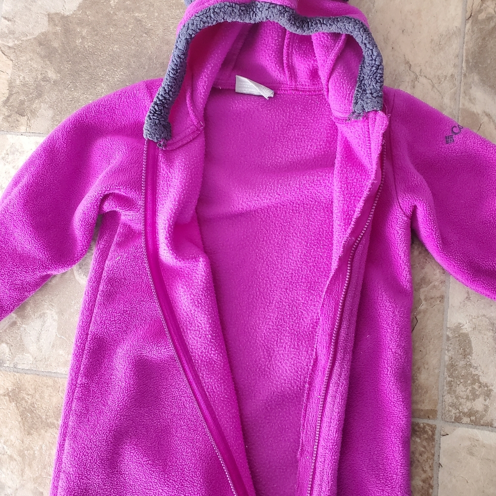Columbia Suit - Picture 4 of 4